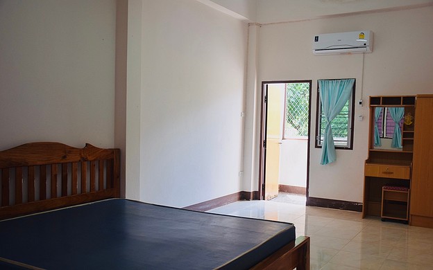 1 Bed Condo — photo 5