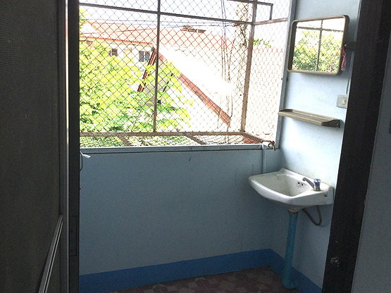 1 Bed Condo — photo 1