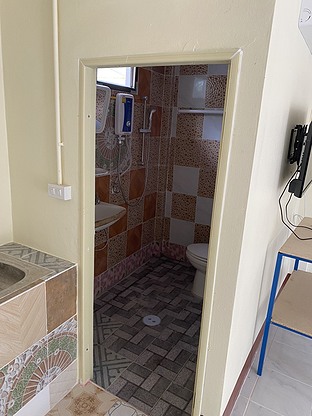 1 Bed Condo — photo 2