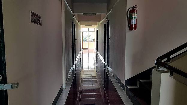 1 Bed Condo — photo 2