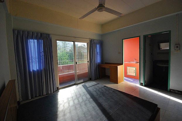 1 Bed Condo — photo 4