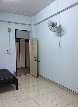 Condo · Wang Thonglang, bangkok — photo 3