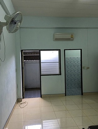 Condo · Wang Thonglang, bangkok — photo 5