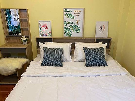 1 Bed Condo — photo 2