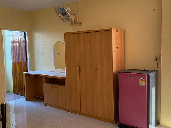1 Bed Condo — photo 2