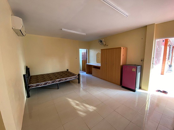 1 Bed Condo — photo 3