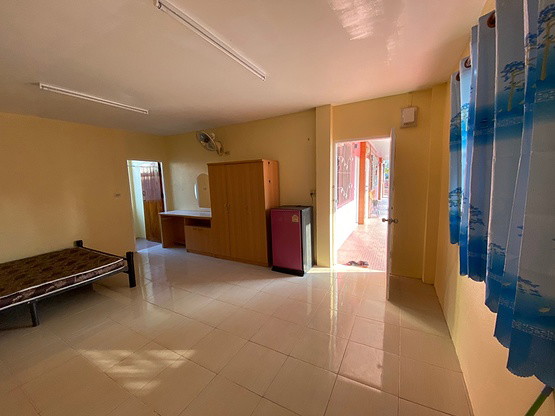 1 Bed Condo — photo 4