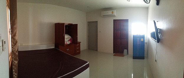 1 Bed Condo — photo 2