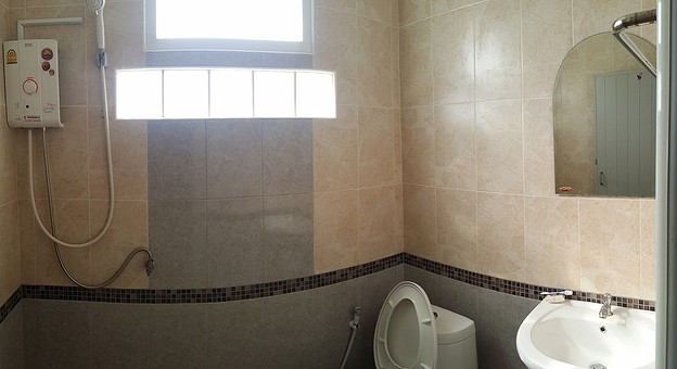 1 Bed Condo — photo 3