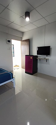 1 Bed Condo — photo 2