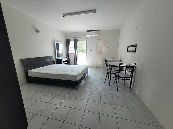 1 Bed Condo — photo 4