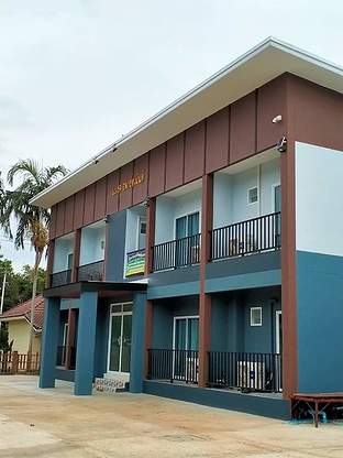 1 Bed Condo — photo 1