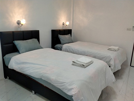1 Bed Condo — photo 5