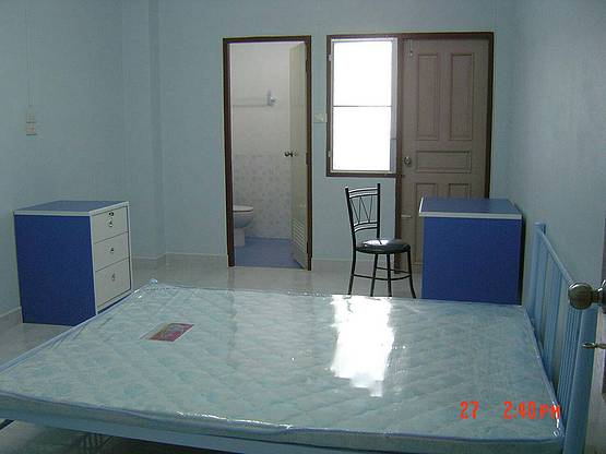 1 Bed Condo — photo 2