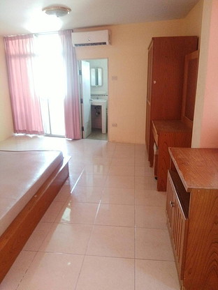 1 Bed Condo — photo 3