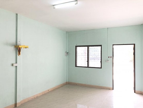 1 Bed Condo — photo 2
