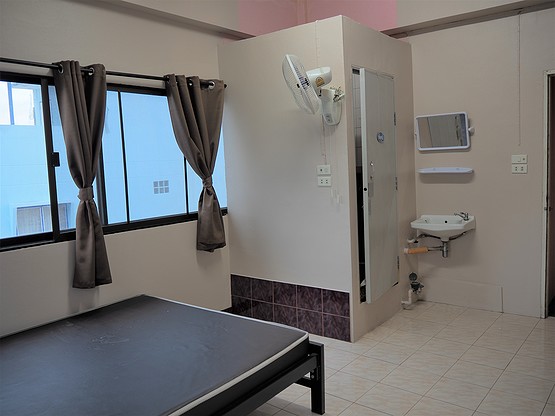 1 Bed Condo · Mueang Chon Buri, chon_buri — photo 2
