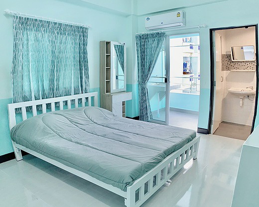 1 Bed Condo · Watthana, bangkok