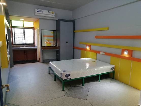 1 Bed Condo — photo 2