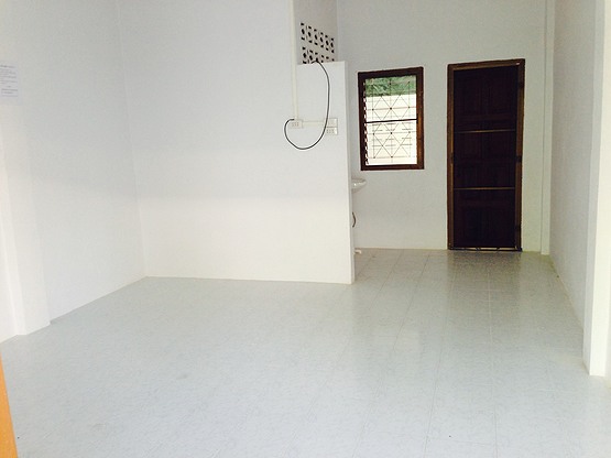 1 Bed Condo — photo 3