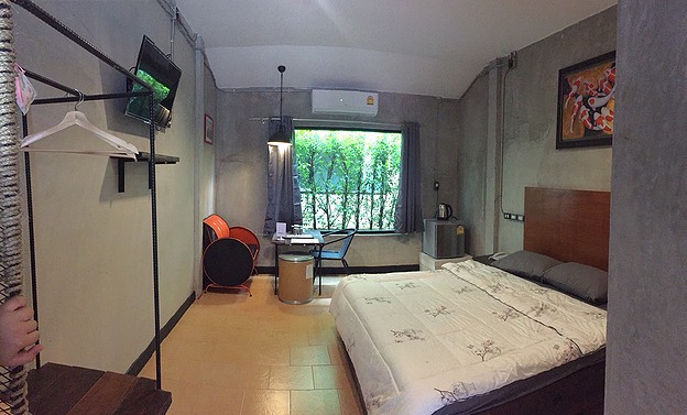 1 Bed Condo — photo 1
