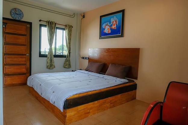 1 Bed Condo — photo 4
