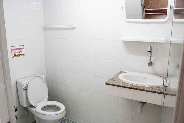 1 Bed Condo · Wang Thonglang, bangkok — photo 5
