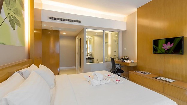 1 Bed Condo · Khlong Toei, bangkok — photo 3