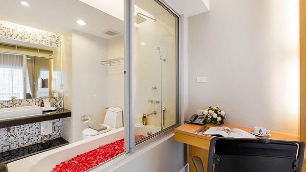 1 Bed Condo · Khlong Toei, bangkok — photo 5