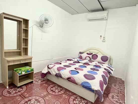 1 Bed Condo — photo 1