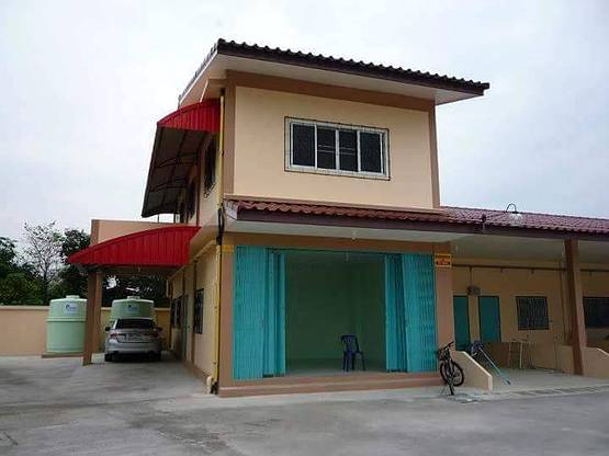 1 Bed Condo — photo 2