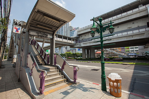 1 Bed Condo · Khlong San, bangkok — photo 2