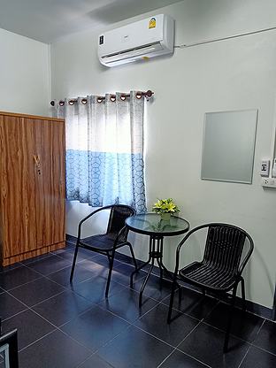 1 Bed Condo — photo 1