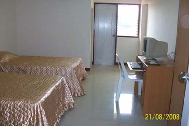 Condo — photo 1