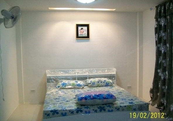 Condo — photo 2