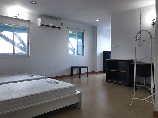 1 Bed Condo · Mueang Chon Buri, chon_buri — photo 5