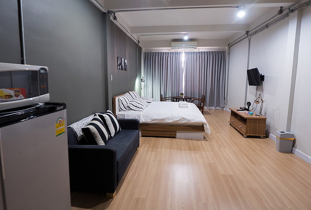 Condo · Bang Rak, bangkok — photo 3