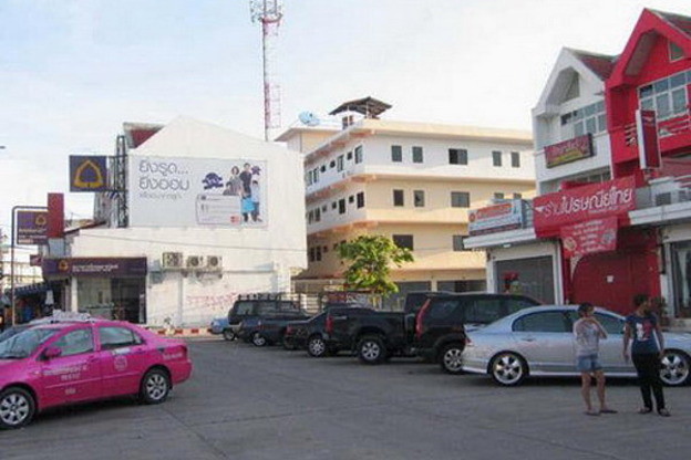 Condo · Lat Krabang, bangkok — photo 1