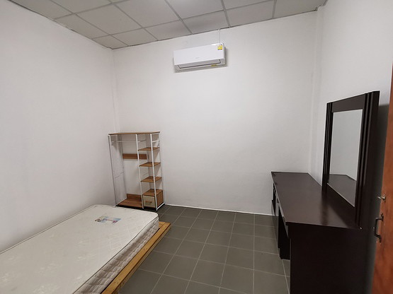 1 Bed Condo — photo 3