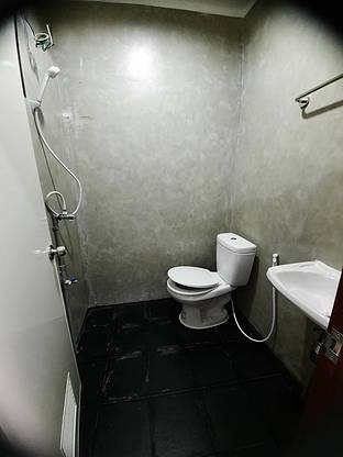 1 Bed Condo — photo 2