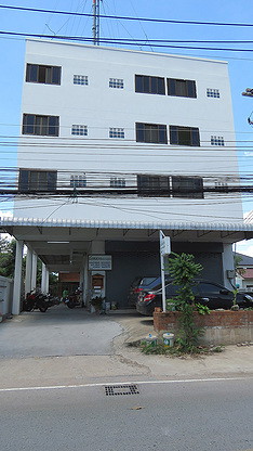 Condo — photo 1