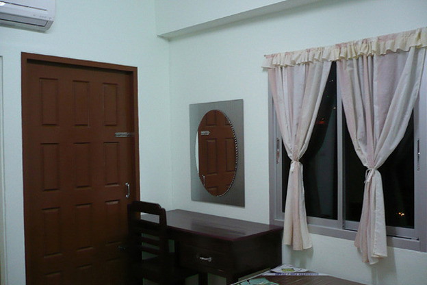 Condo · bangkok — photo 1