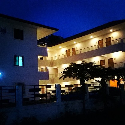 1 Bed Condo — photo 2