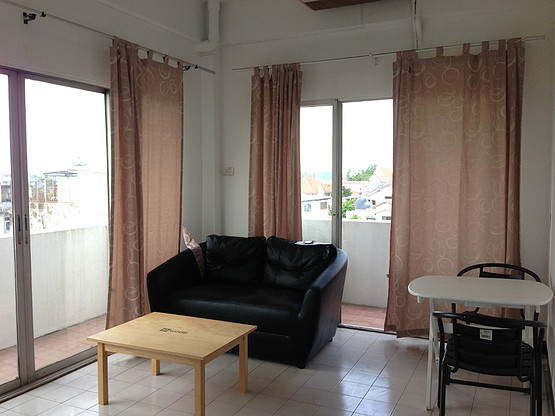 1 Bed Condo · Thon Buri, bangkok