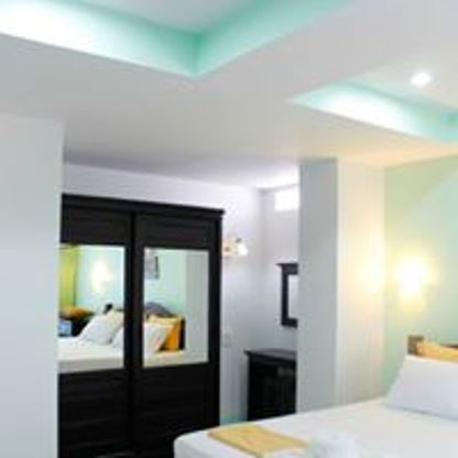 1 Bed Condo — photo 3