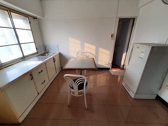 Condo · bangkok — photo 1
