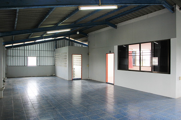 1 Bed Condo · Phra Khanong, bangkok — photo 2