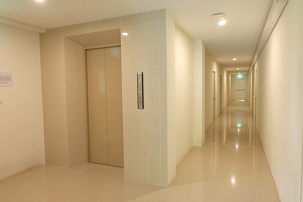 1 Bed Condo · Wang Thonglang, bangkok — photo 5