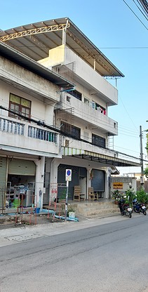 1 Bed Condo — photo 1