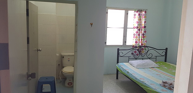 1 Bed Condo — photo 2